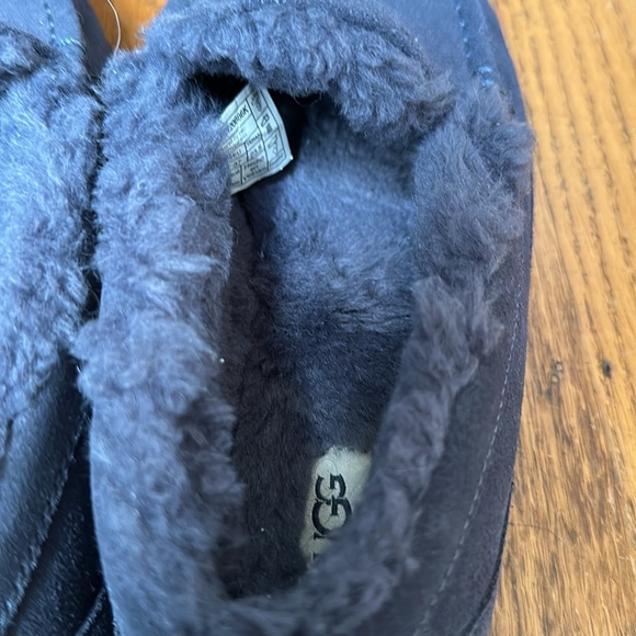 UGG Ascot Moccasins in Deep Ocean - Picture 5 of 7